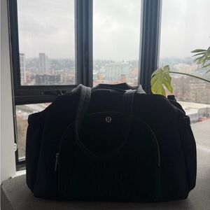 lululemon athletica New Parent Tote 20L NWOT